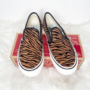 Vans Slip-On Sf Animal Stripes Black Marshmallow Brand New